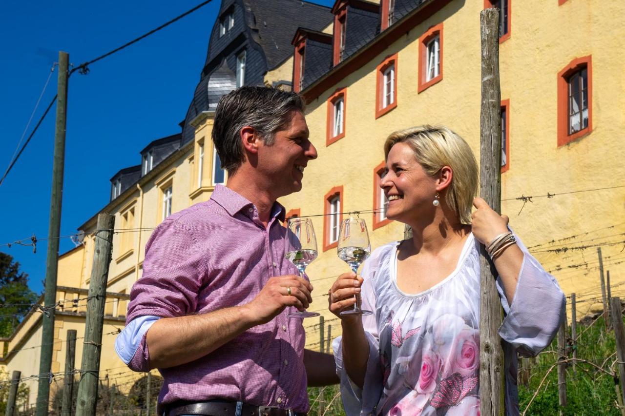 Kapelle - Urlaub Auf Dem Weingut Apartment Maring-Noviand Luaran gambar