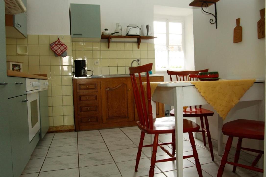 Kapelle - Urlaub Auf Dem Weingut Apartment Maring-Noviand Luaran gambar