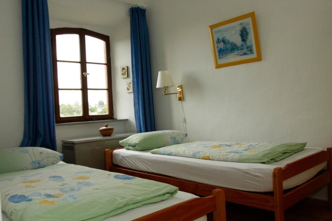 Kapelle - Urlaub Auf Dem Weingut Apartment Maring-Noviand Luaran gambar
